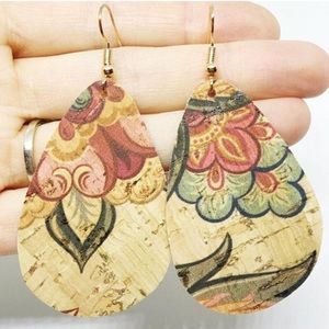 Floral cork teardrop earrings